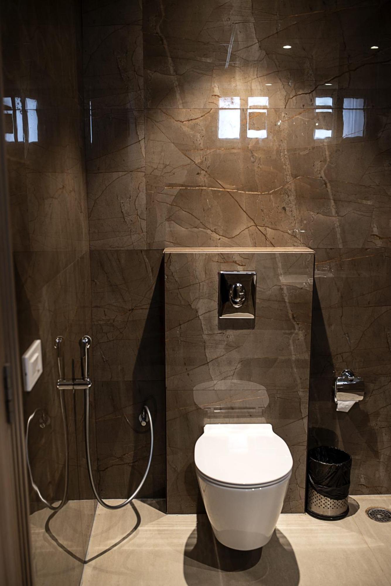 Hotel The Royal Vista Варанаси Екстериор снимка